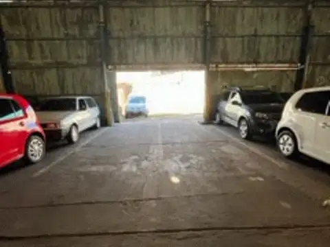 Galpon en Venta en Barrio España y Hospitales, USD 650.000