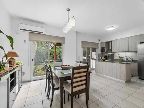 Departamento 4 ambientes con 2 baños