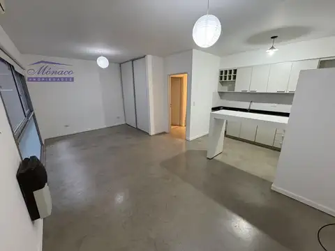 1 amb amplio cocina placard aire acond cerca subte B