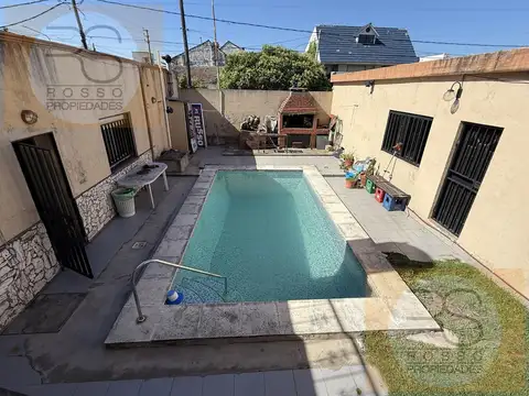 Casa 4 Ambientes en Venta - Ramos Mejía