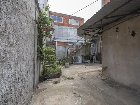 Depto Tipo Casa 5 ambientes con 2 baños