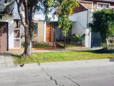 CASA PH VENTA CATELAR