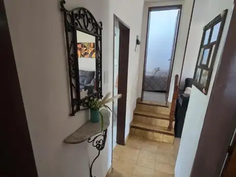 Depto Tipo Casa en Venta con 1 cocheras