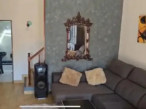 Depto Tipo Casa en Venta de 4 ambientes