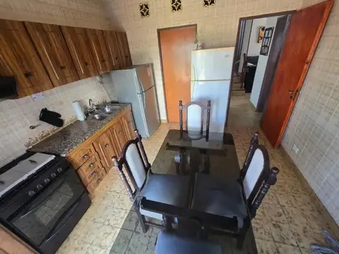 Depto Tipo Casa en Venta en Castelar, USD 90.000