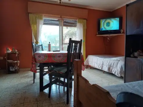 Depto Tipo Casa en Venta de 3 ambientes