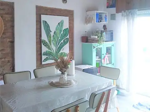 Casa 4 ambientes con 1 baño