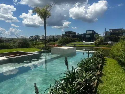 Alquiler Anual Casa 5 Amb a La Laguna Barrio Virazón Nordelta Tigre