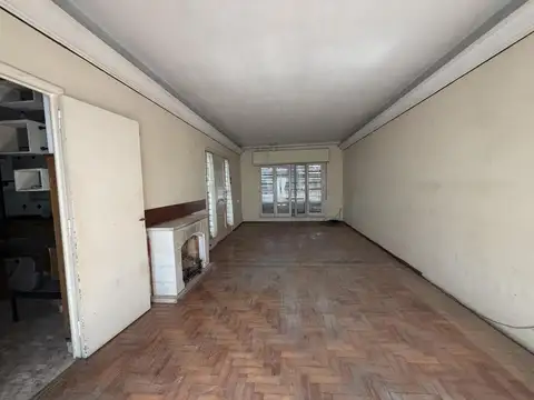 Casa en venta 3 dormitorios a modernizar en Rosario - barrio Las Heras