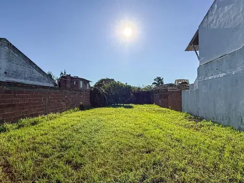 VENTA Lote de 333 M2 en barrio Gral. San Martín