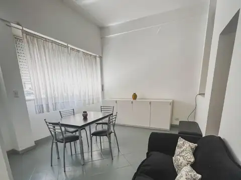 Paraguay 2500, Piso PB