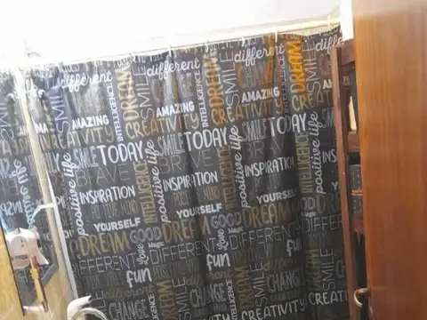 casa multifamiliar con local y galpon