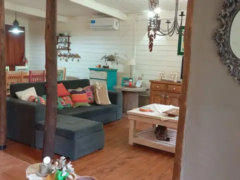 Casa 4 ambientes con 1 baño