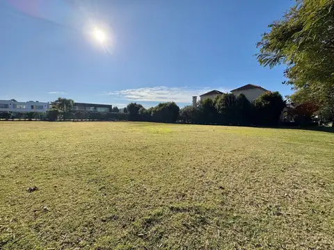 El Golf Nordelta 100