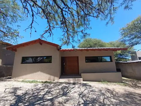 SE VENDE CASA A ESTRENAR EN VILLA GRAL BELGRANO