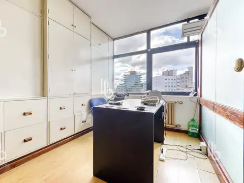 Oficina en Venta en Plaza Mitre, USD 112.900