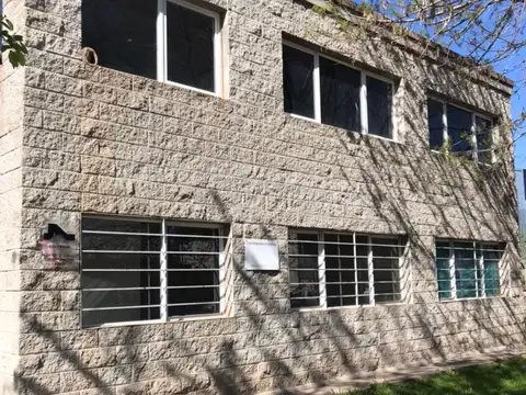 Galpon en Venta en Malvinas Argentinas, USD 390.000