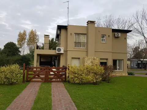 Casa en Venta de 4 dormitorios