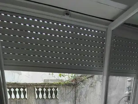 Departamento 2 ambientes contrafrente en pleno Caballito