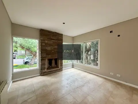 Casa en Venta en Mendoza, USD 245.000
