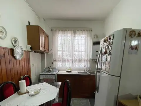 Casa 3 ambientes más depto 3 ambientes en La Tablada