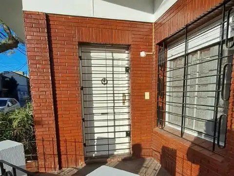 Solís 101 Esq. San Martín Quilmes