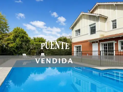 Casa en Venta en Solar Del Bosque, USD 240.000