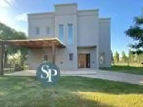 Casa a estrenar en Santa Guadalupe