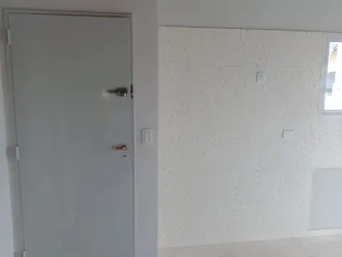 Depto Tipo Casa 4 ambientes con 1 baño