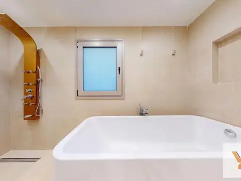 Casa en Alquiler de 4 dormitorios