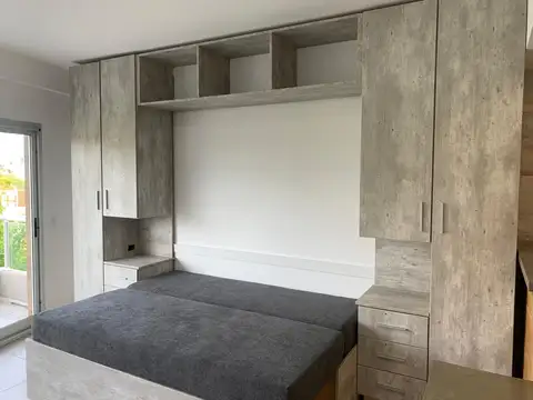 Departamento en Alquiler en Monte Castro, $ 600.000