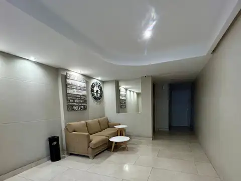 Desaguadero 2200, Piso 2