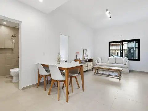 Depto Tipo Casa en Venta en Villa del Parque, USD 169.900