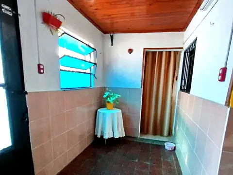 Casa-Venta: sobre Colectora P Nuevo - VGG