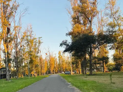 Casa en barrio cerrado Campo Timbó. Impecable. Amoblada. Lista para usar!  Opción permuta.