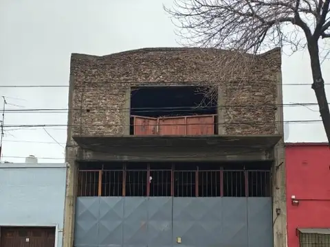 Galpón Industrial / Depósito En Barracas 463 M2 Cubiertos Mixtura 2 Excelente Ubicación