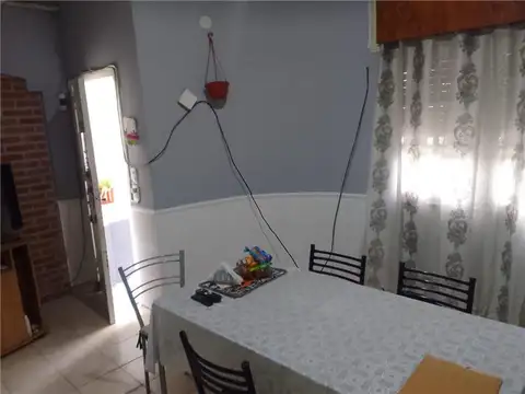Depto Tipo Casa en Venta en Lanus Este, USD 120.000
