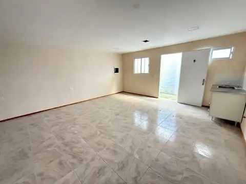 Depto Tipo Casa Monoambiente con 1 baño