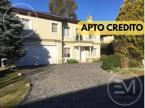 Casa en  Venta 5 Ambientes  Barrio Cerrado  La Deseada