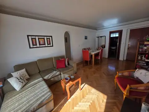 Departamento en Venta en Flores, USD 169.000