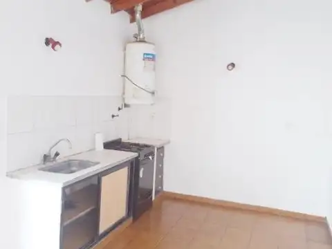 PH de 2 Ambientes en Alquiler en Bernal
