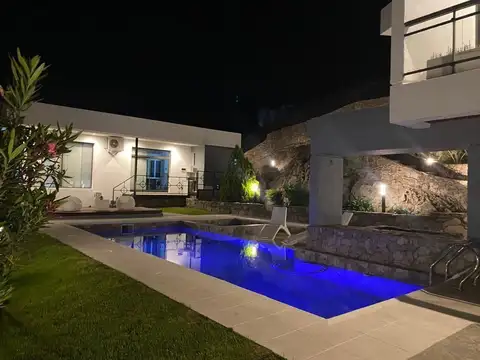 Casa en Venta en Juana Koslay, USD 650.000