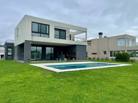 Casa en Venta en San Eliseo Golf & Country, USD 480.000