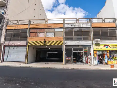 Cocheras con locales en venta en Balvanera