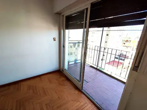 Franklin Delano Roosevelt 4300, Piso 5