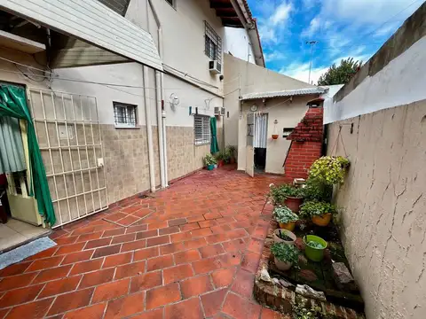 Avenida Caseros 2100