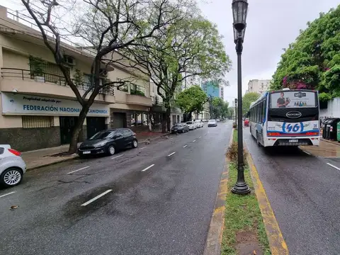 Avenida Caseros 900, Piso 2
