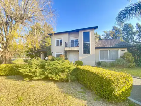Casa en Venta de 5 dormitorios
