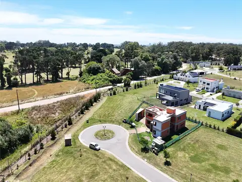 Terreno en Venta en Barrio Arenas Chico, USD 43.000