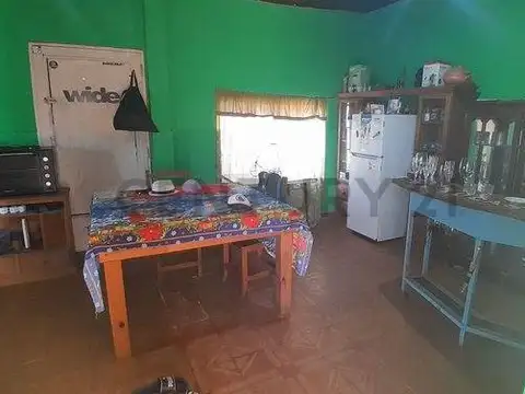 Pekin 3400, Piso 0
